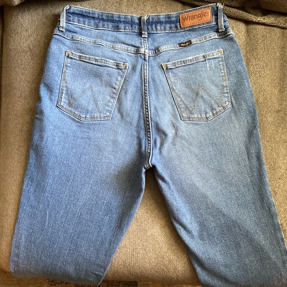 Wrangler Boot Cut - Picture 4 of 4